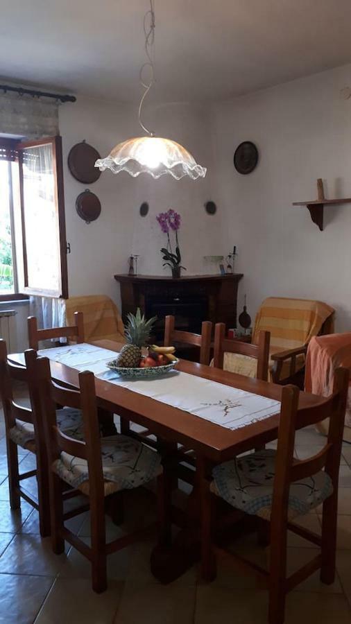 فيلا Terrarossa في Casa Ferdani Lunigiana المظهر الخارجي الصورة